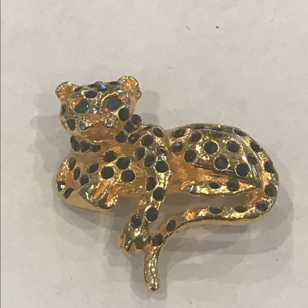 One Of A Kind Beautiful Spotted Jaguar Pin